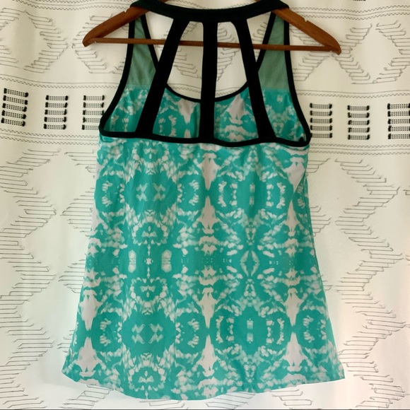• [Fabletics] Zion Seafoam Tank • - Picture 10 of 13